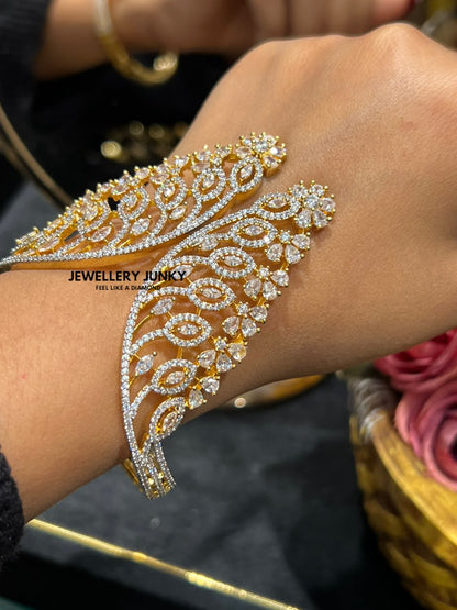 HRIDA DIAMOND BRACELET