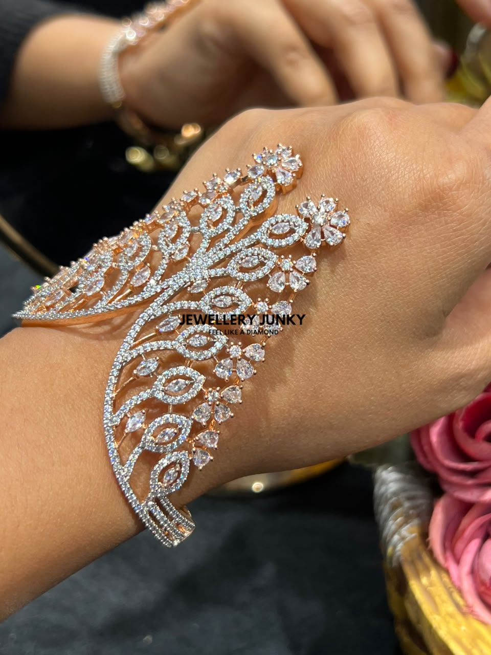 HRIDA DIAMOND BRACELET