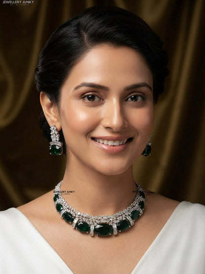 CAMERON DIAMOND NECKLACE