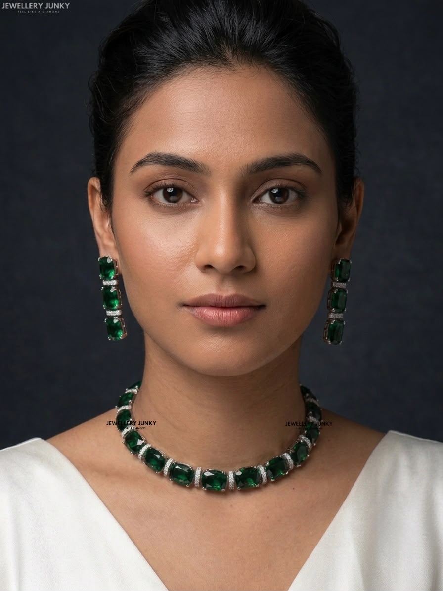 ELENA DIAMOND NECKLACE