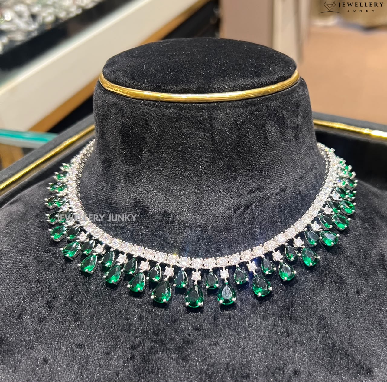 INTISAR DIAMOND NECKLACE N-1540