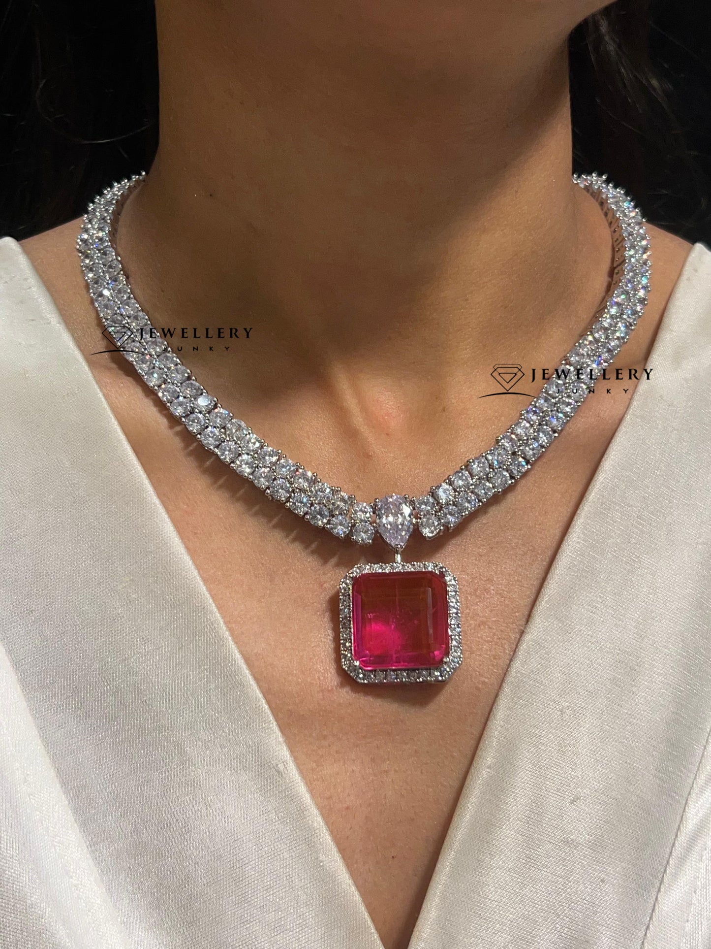 HAVEN DIAMOND NECKLACE