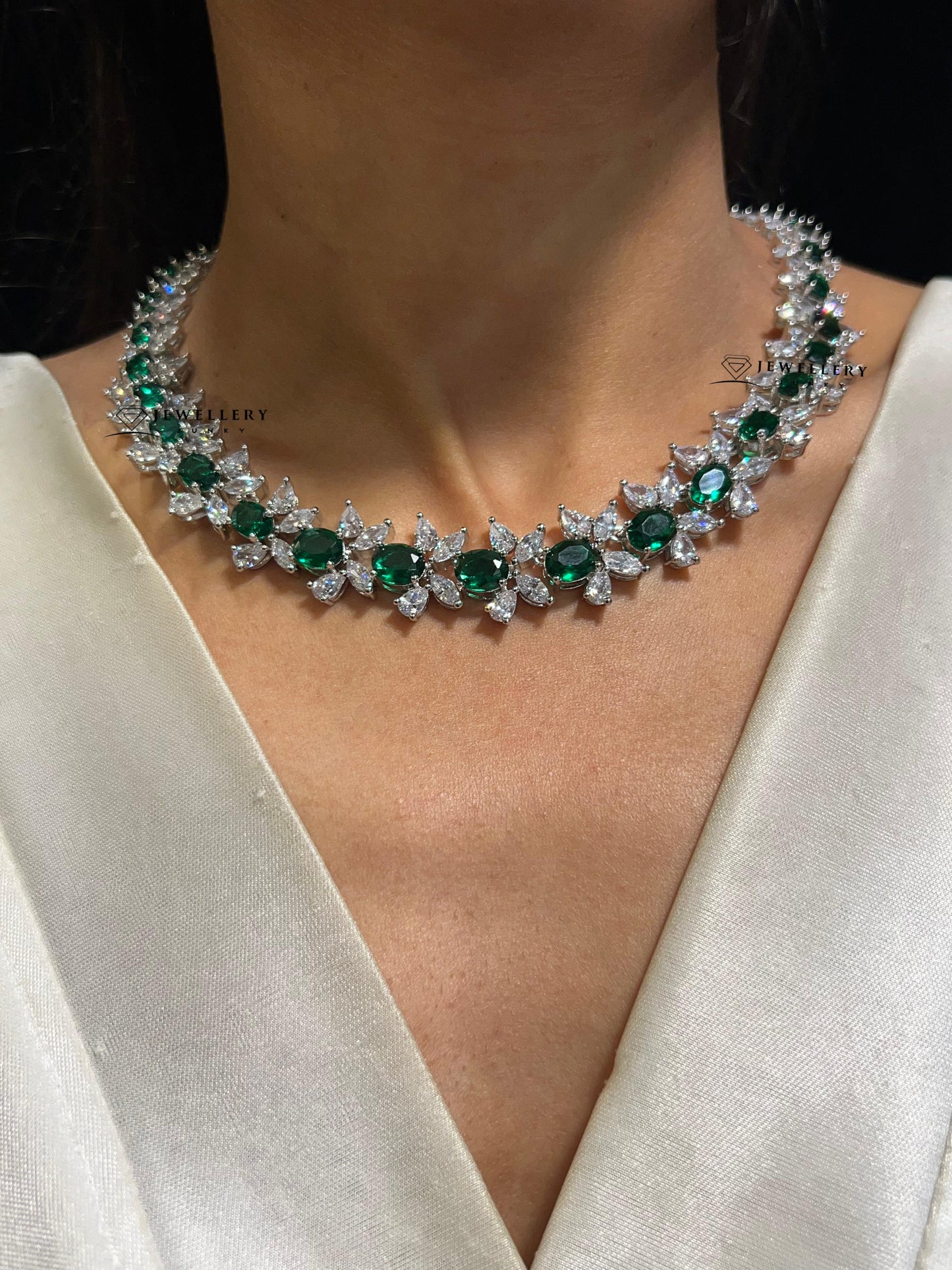 MAIA DIAMOND NECKLACE