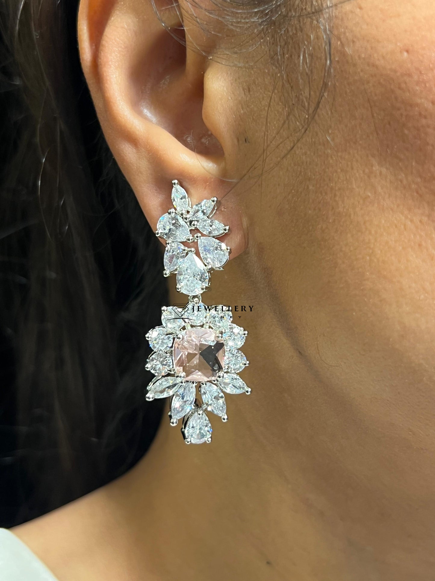 MAIA DIAMOND NECKLACE