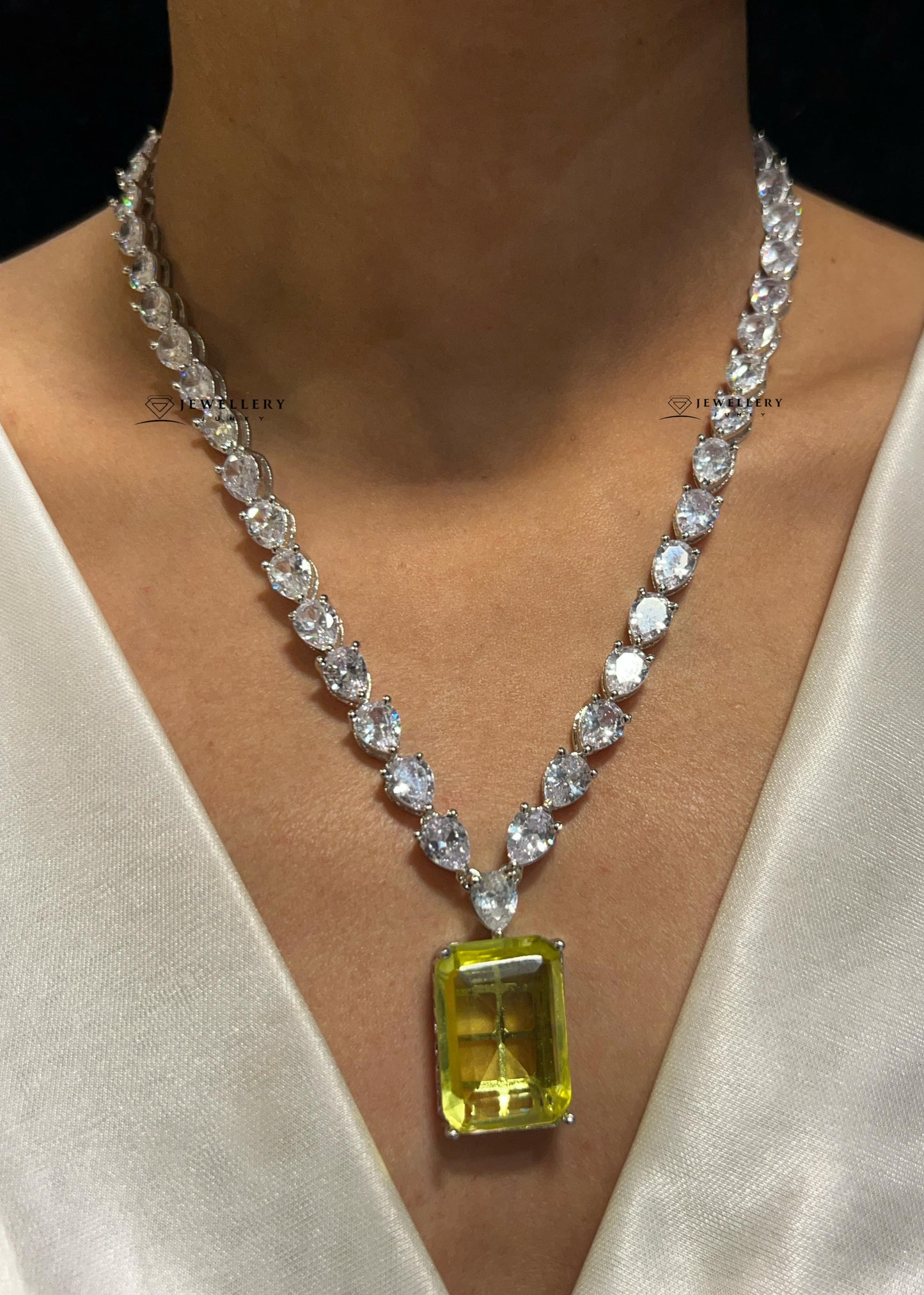 AAROHI DIAMOND NECKLACE N-1453