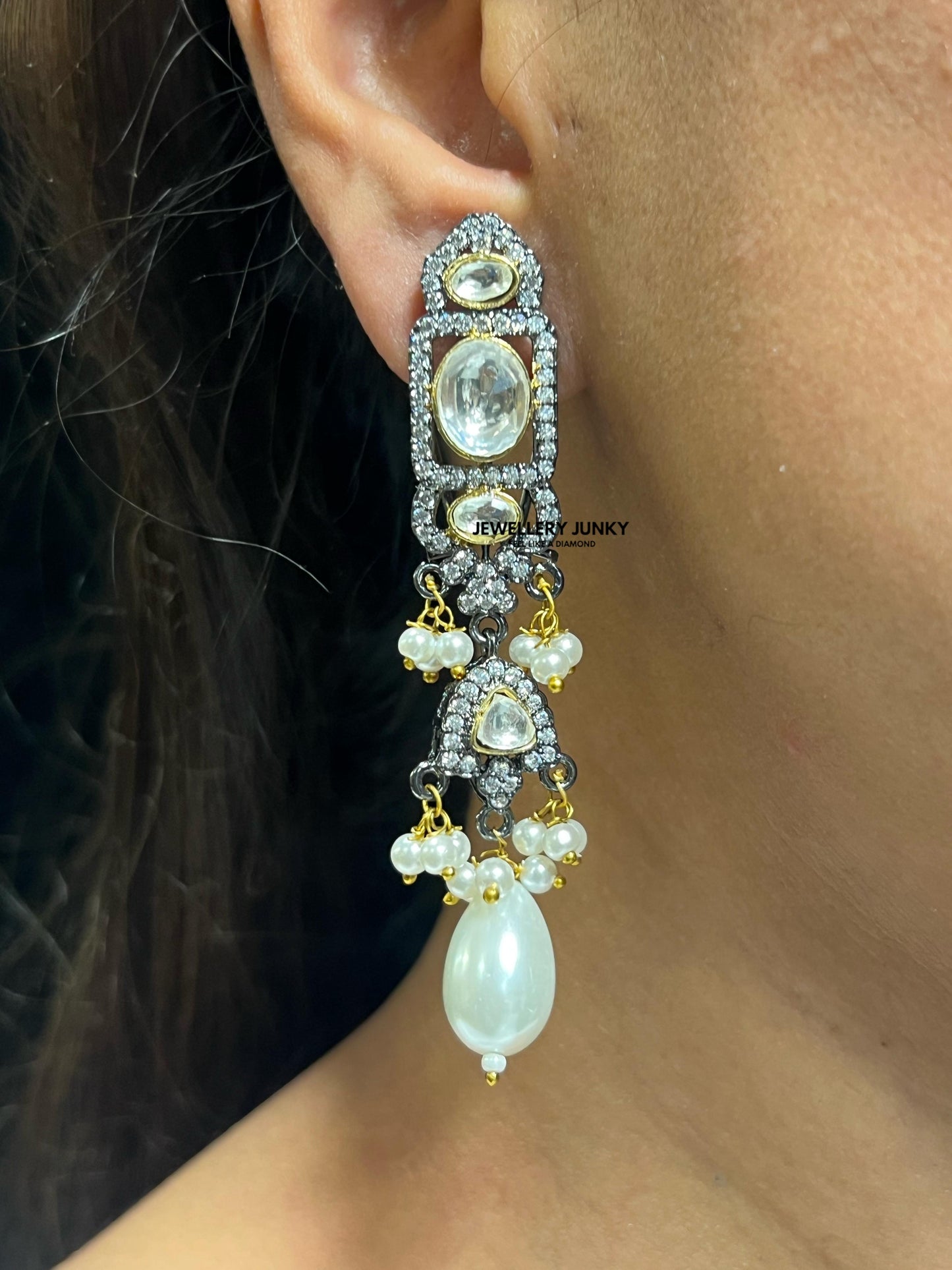 MUSKAAN VICTORIAN KUNDAN NECKLACE