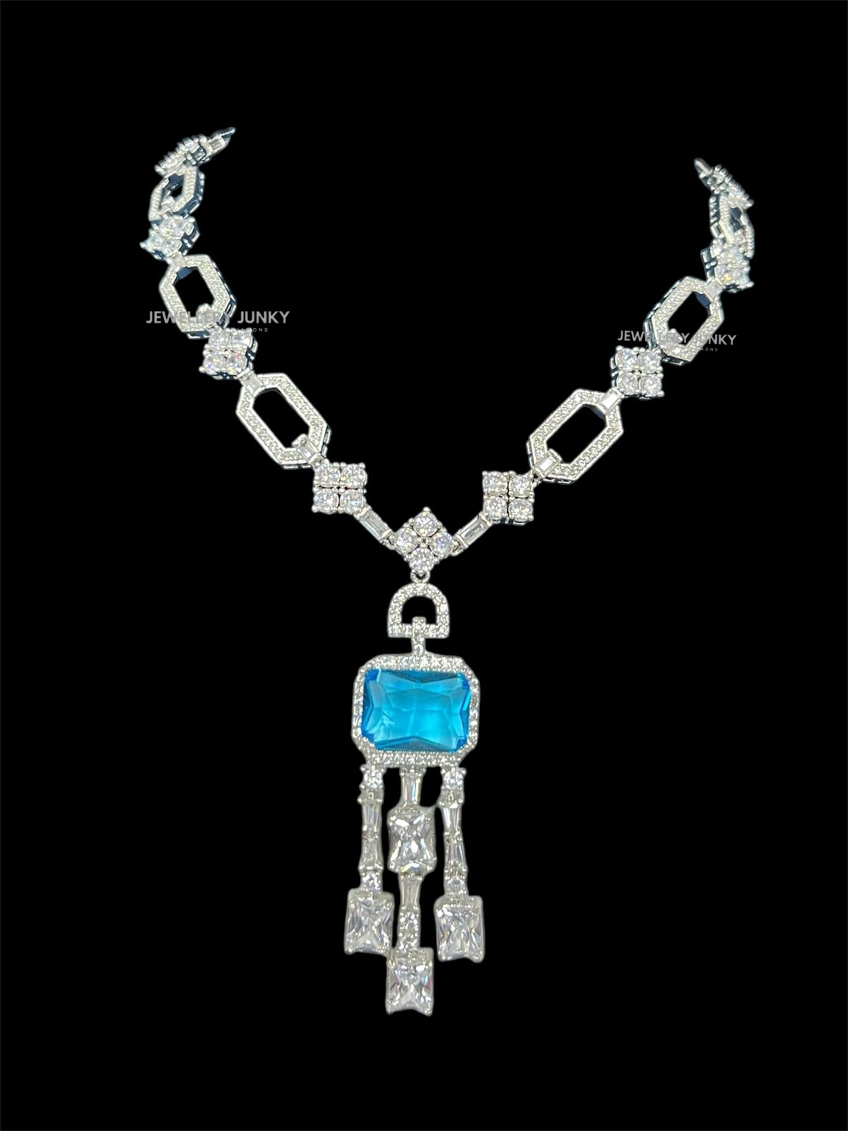 MARGARITA DIAMOND NECKLACE