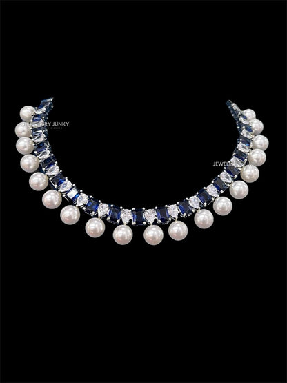 SOHA DIAMOND PEARL NECKLACE