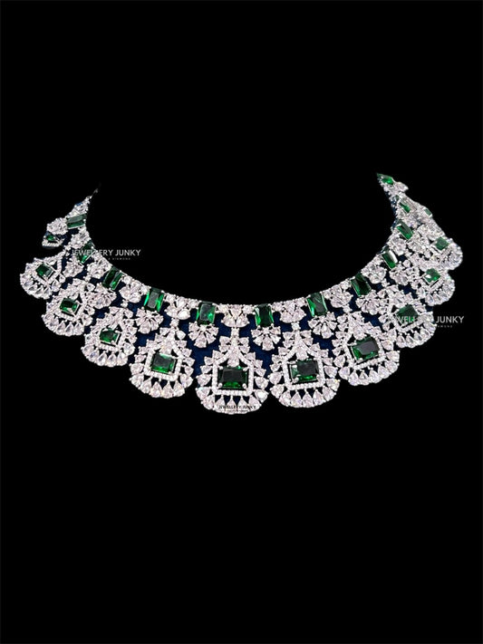 AYLEEN EMERALD NECKLACE