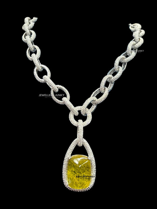ARVI DIMAOND NECKLACE