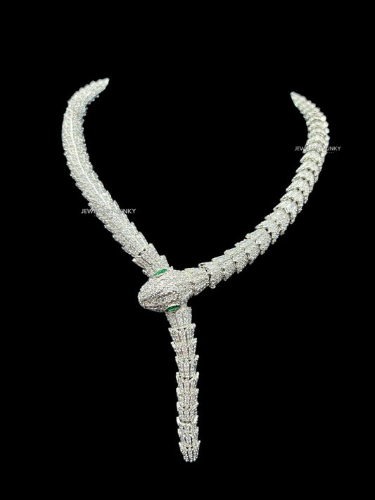 HUMA SNAKE DIAMOND NECKLACE