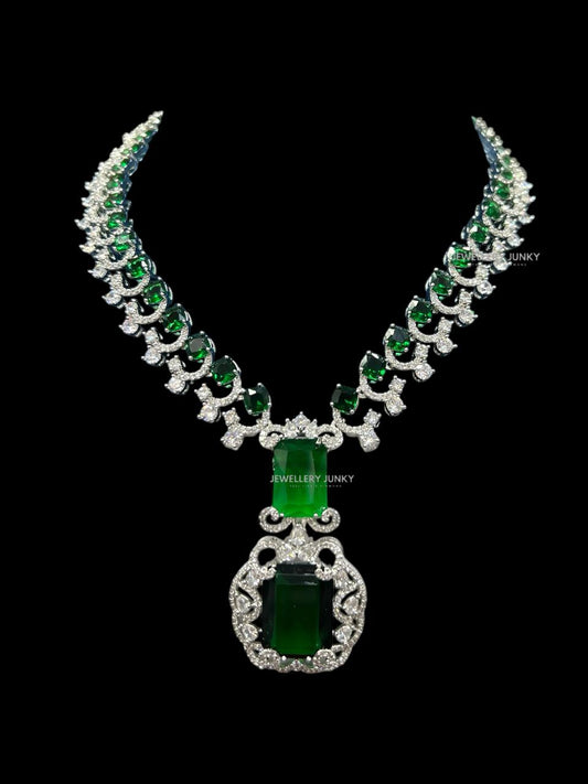 ANAIS DIAMOND NECKLACE