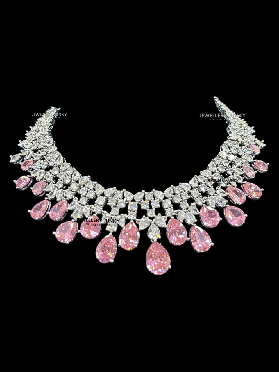 ELODIE DIAMOND NECKLACE