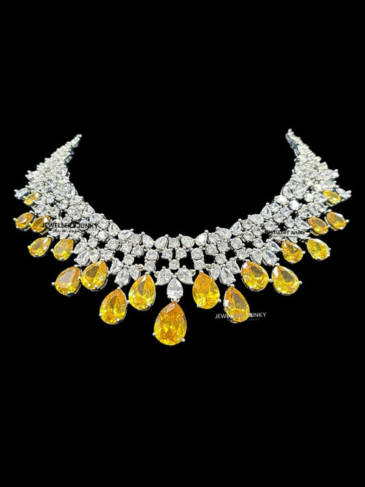 ELODIE DIAMOND NECKLACE