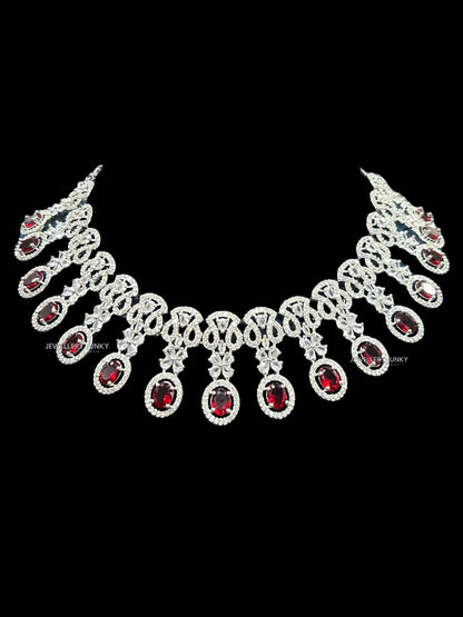 ALESSIA DIAMOND NECKLACE