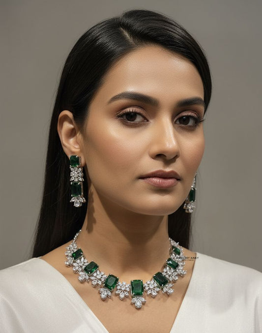ZUNAIRA DIAMOND NECKLACE