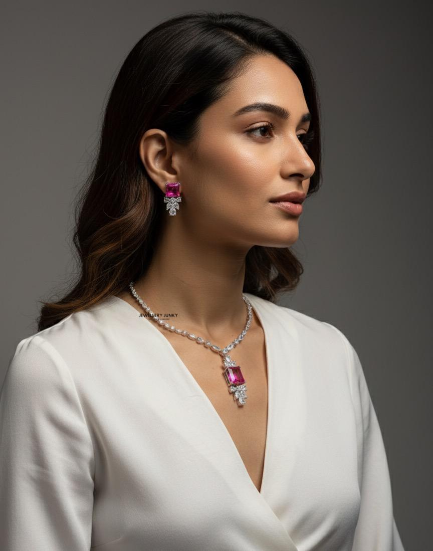 ASHLEY DIAMOND NECKLACE N-1190