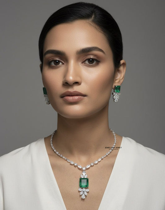 ASHLEY DIAMOND NECKLACE N-1190