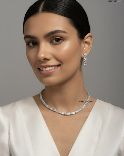 AMELIA DIAMOND NECKLACE