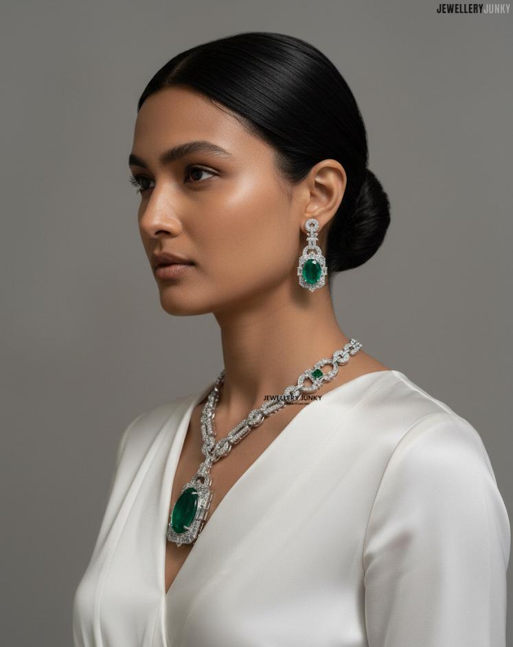 FLORENCE DIAMOND NECKLACE