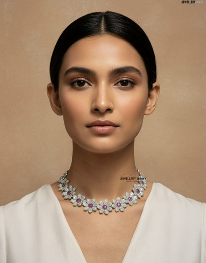 ELISHA FLORAL NANO DIAMOND NECKLACE