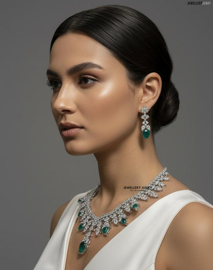 ZOHA DIAMOND NECKLACE