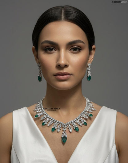 ZOHA DIAMOND NECKLACE