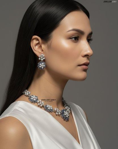 ILAA DIAMOND NECKLACE