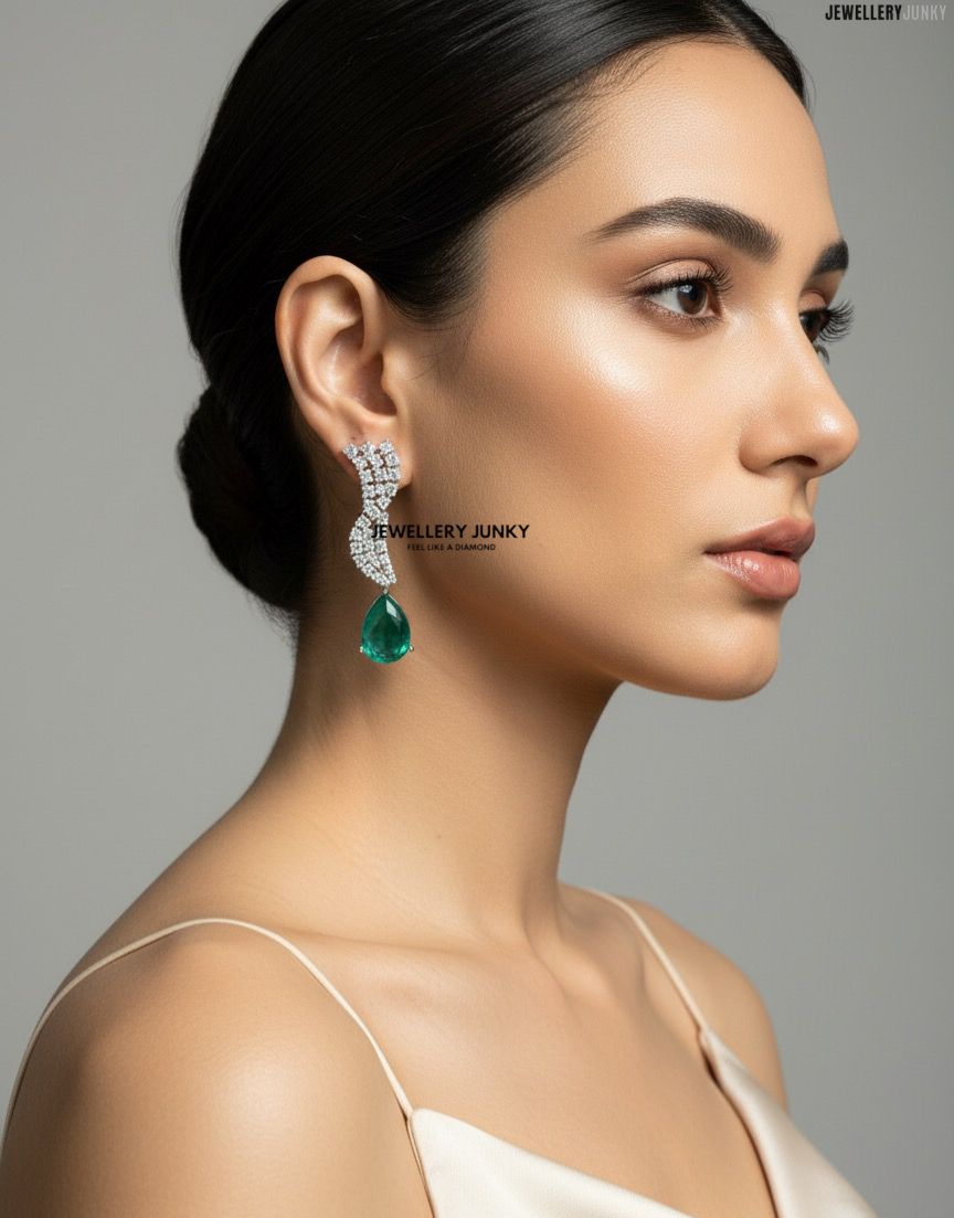 JOSHIKA DIAMOND NECKLACE