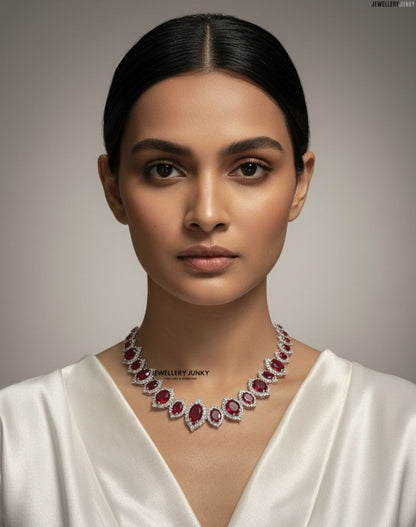 NORA OVAL DIAMOND NECKLACE