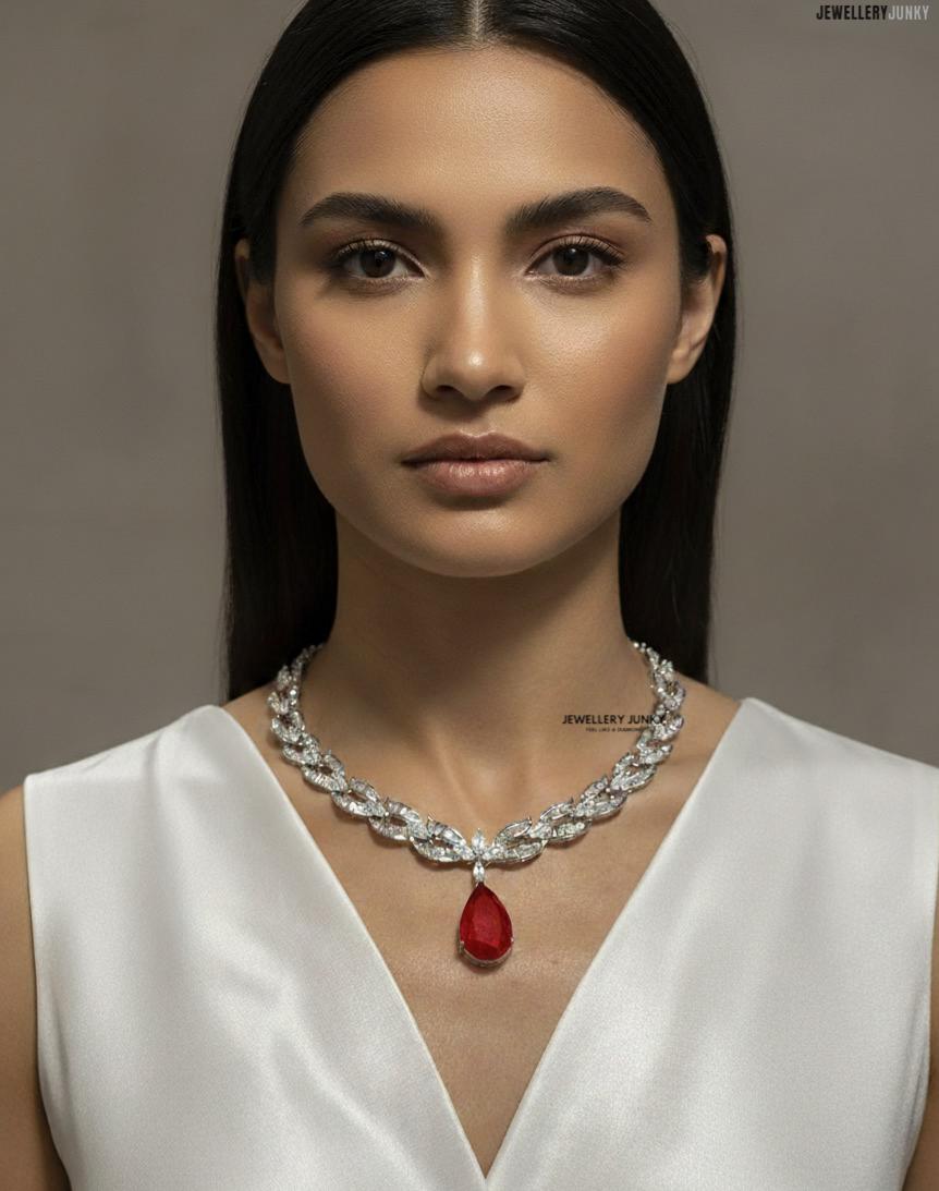 SAHARA DIAMOND NECKLACE