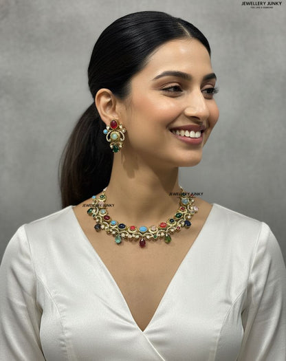 HAFSA KUNDAN NECKLACE