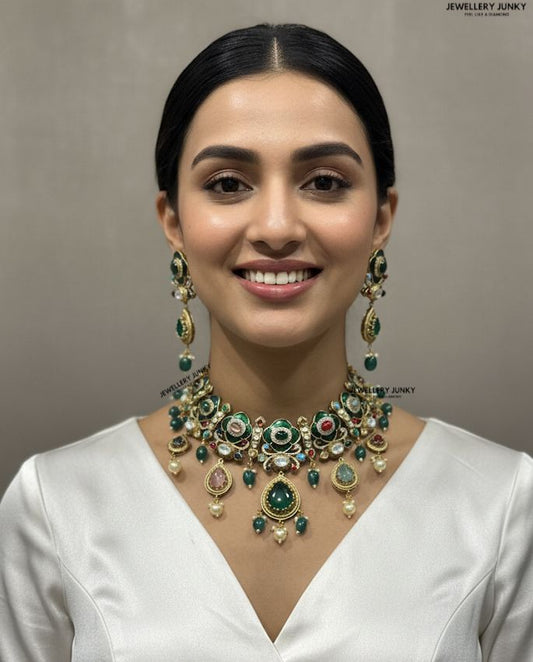 FADIA KUNDAN NECKLACE