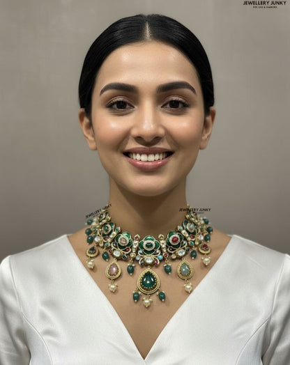 FADIA KUNDAN NECKLACE