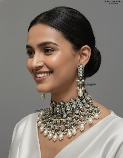 MUSKAAN VICTORIAN KUNDAN NECKLACE