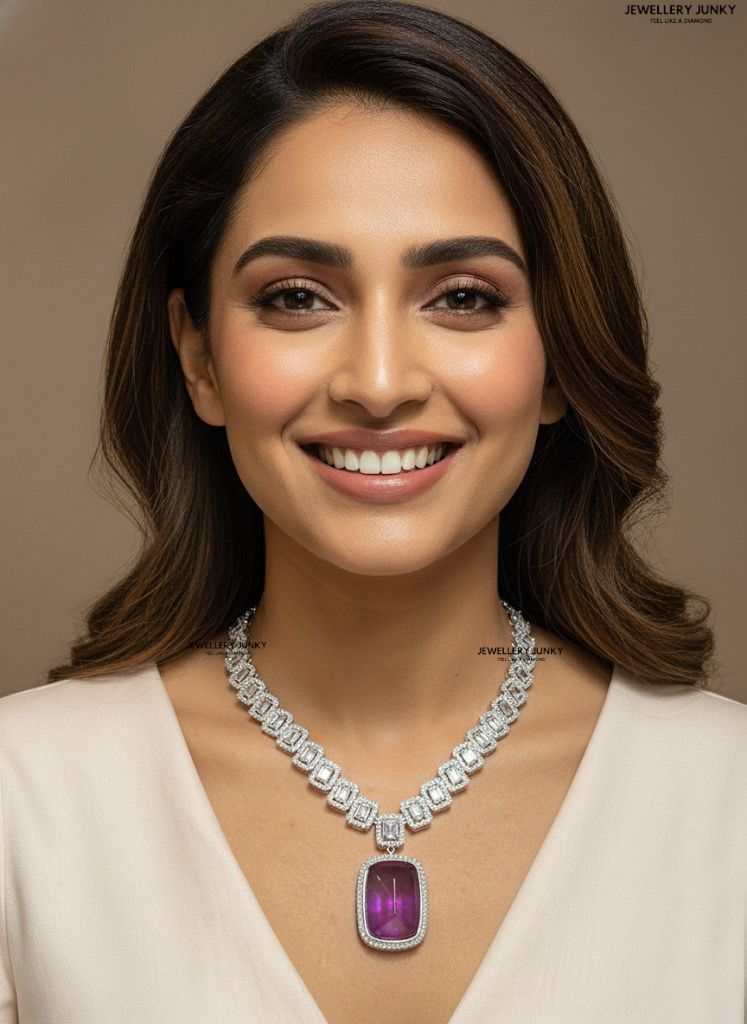 MEGAN DIAMOND NECKLACE