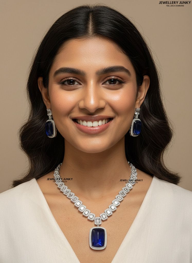 MEGAN DIAMOND NECKLACE