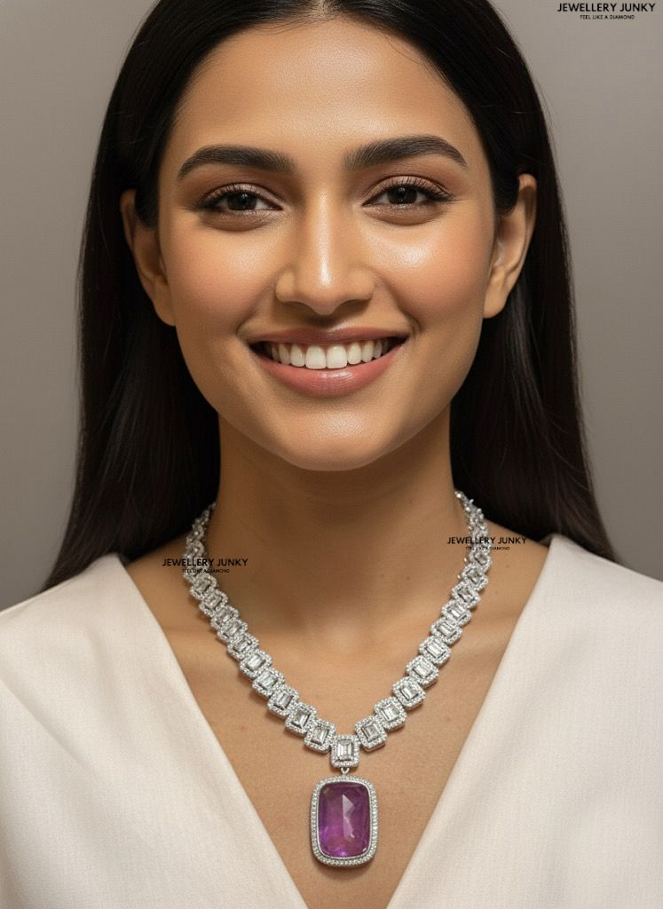 MEGAN DIAMOND NECKLACE