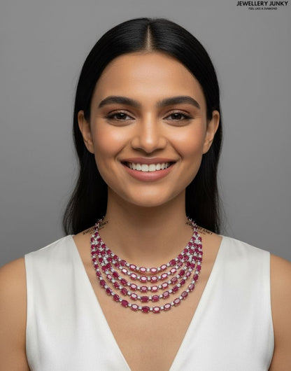 LEY DIAMOND NECKLACE