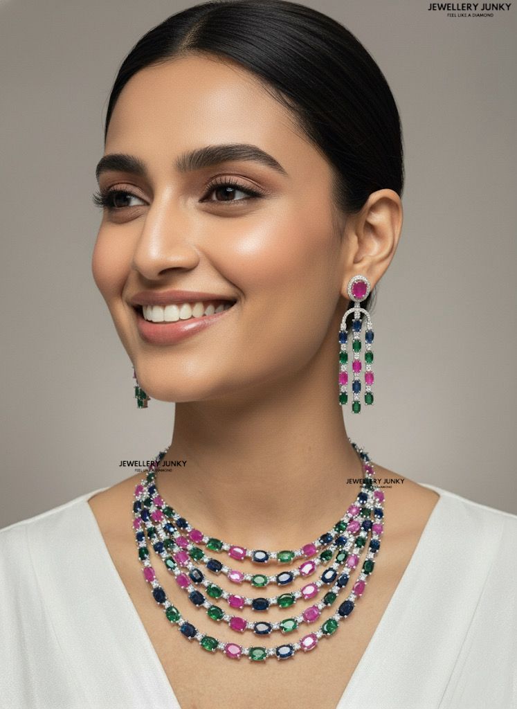 LEY DIAMOND NECKLACE