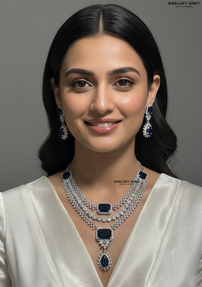 CLEO DIAMOND NECKLACE