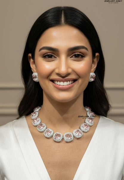 ADHIRA DIAMOND NECKLACE