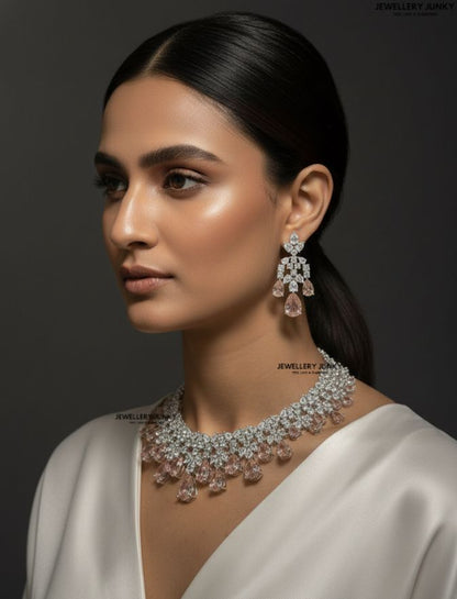 ELODIE DIAMOND NECKLACE