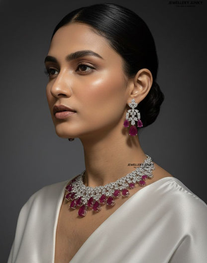 ELODIE DIAMOND NECKLACE