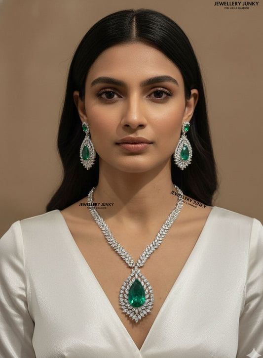 GEMMA DIAMOND NECKLACE