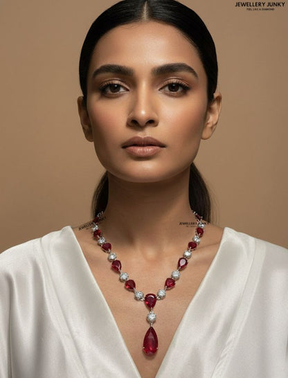 AZARI DIAMOND NECKLACE