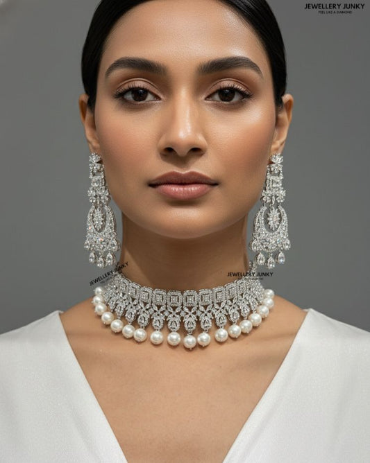 OAKLEY DIAMOND NECKLACE