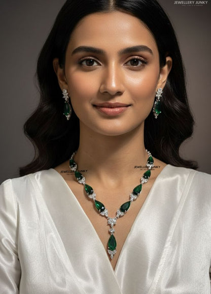 NAYELI DIAMOND NECKLACE N -1463