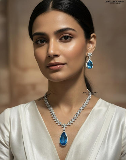 EMERSON DIAMOND NECKLACE