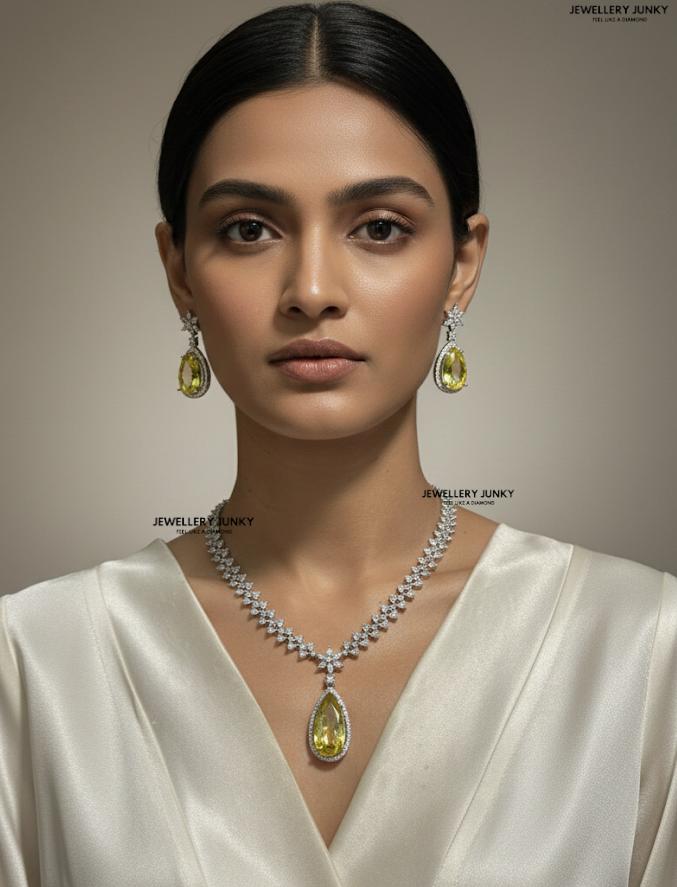 EMERSON DIAMOND NECKLACE